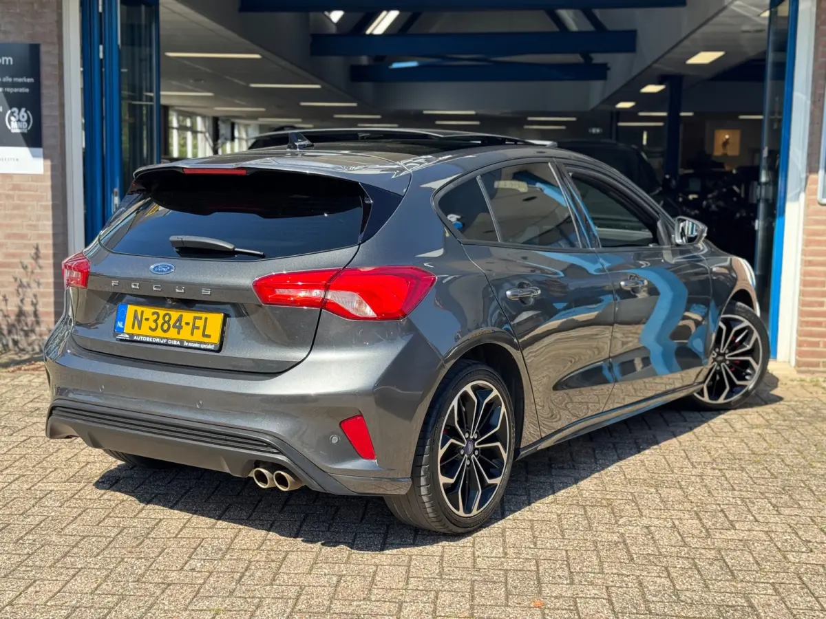 1.5 EcoBoost ST Line X 2021 PANO AUT NAVI NAP