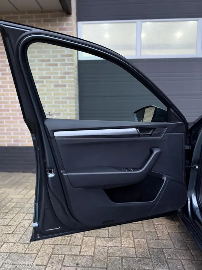 1.6 TDI Active Business|Navi|leer|2017