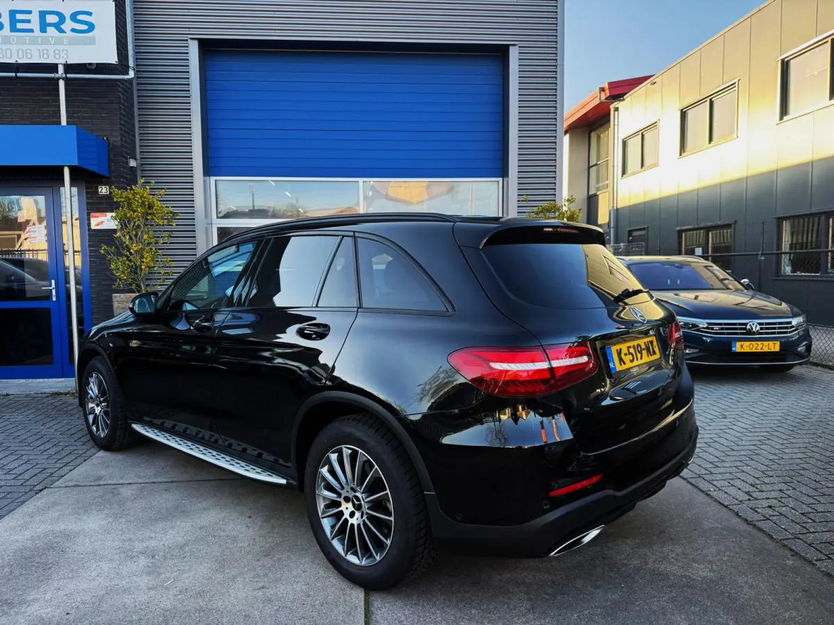 250 4MATIC Edition1|Full Led|211PK|Navi|Adaptive Cruise|AMG-Pakket|Leder|StoelVW|Lane Assist|Flippers|PDC