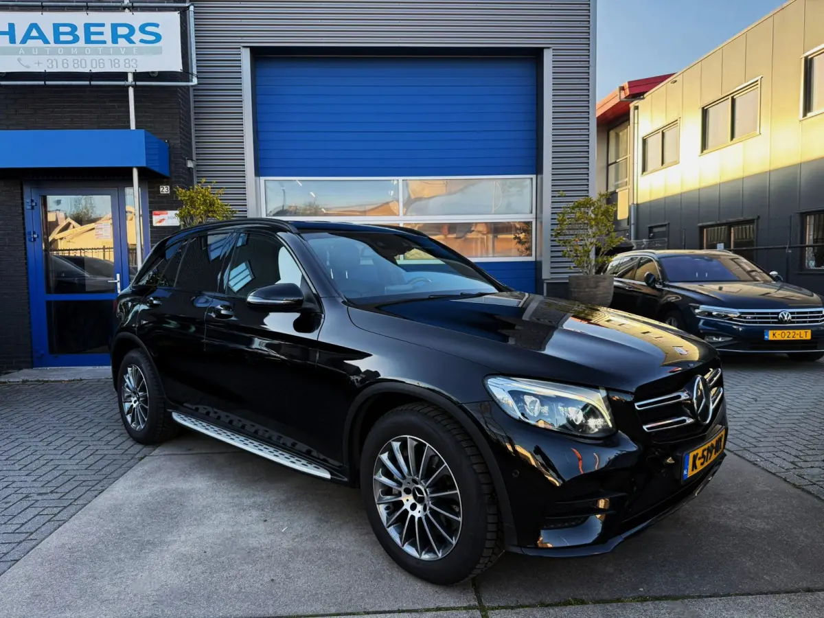 250 4MATIC Edition1|Full Led|211PK|Navi|Adaptive Cruise|AMG-Pakket|Leder|StoelVW|Lane Assist|Flippers|PDC