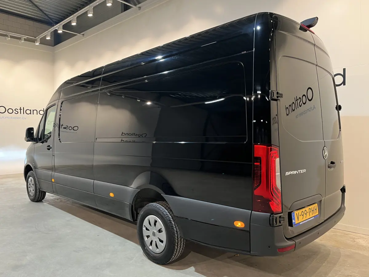 319 CDI L3H2 RWD Automaat / 3.500 KG Trekgewicht / Euro 6 / LED / Airco / CarPlay / Cruise Control Adap. / Camera / Navigatie / 172 KM !!!