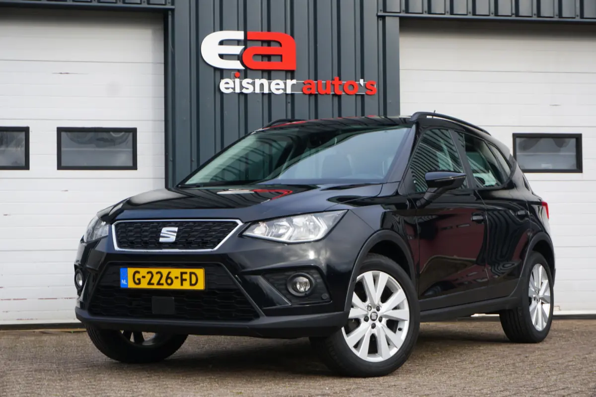 SEAT Arona 2018 Benzine Handgeschakeld leasen