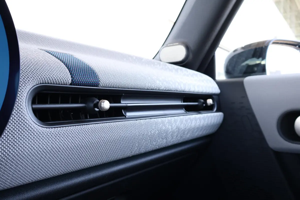 C | Favoured M Stuurwielrand verwarmd / Comfort Access / Harman Kardon / Head-Up / Stoelverwarming