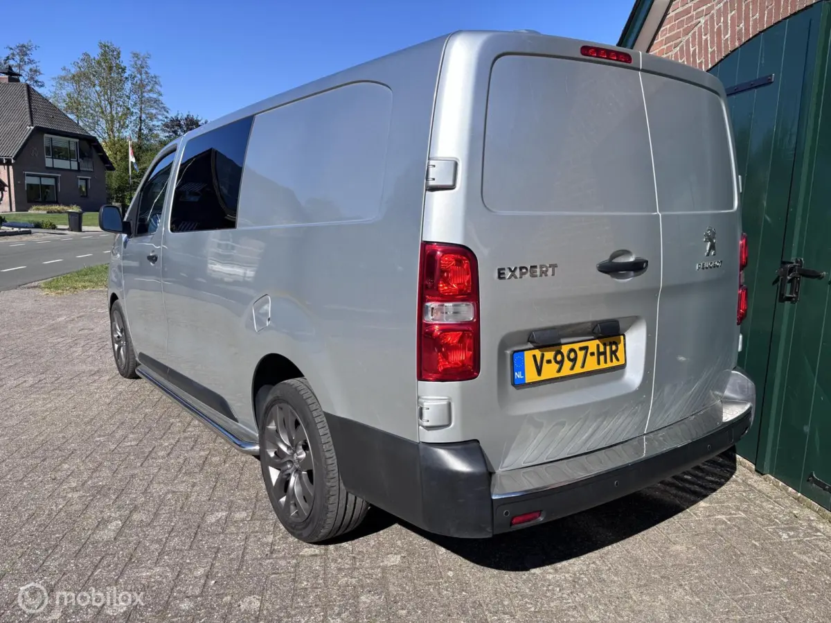 Bestel 231C 2.0 BlueHDI DC 120 Premium