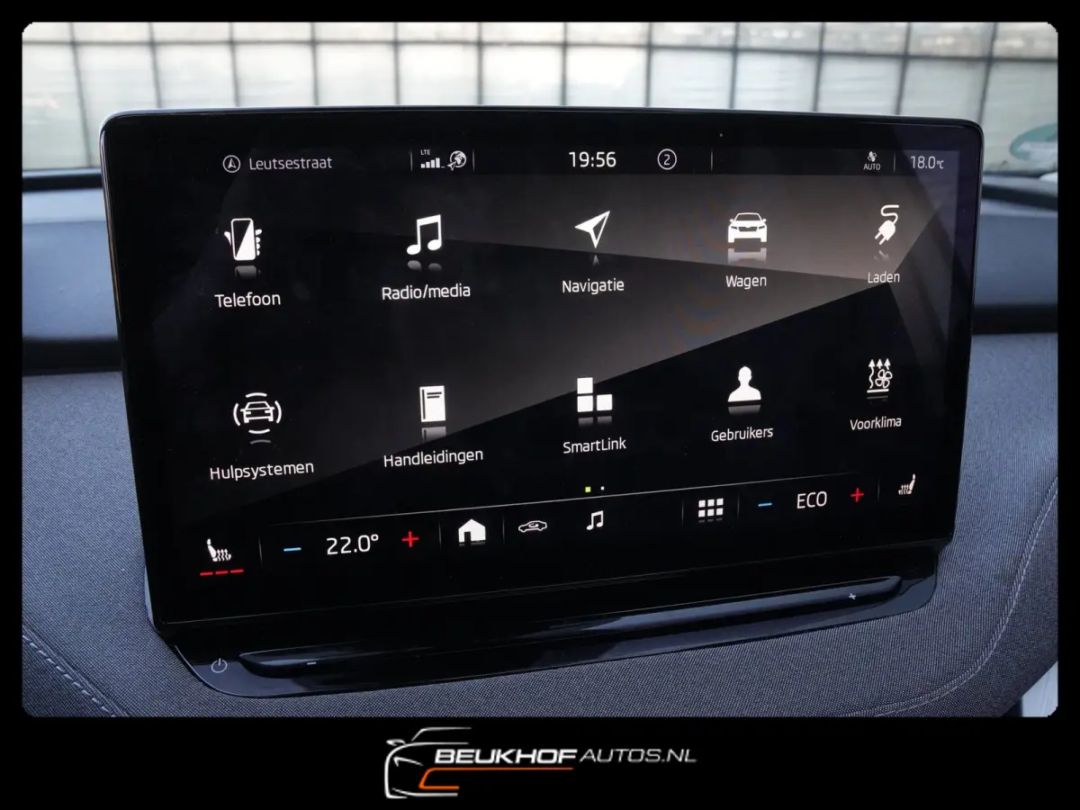 60 Carplay Navi Pano Leer Camera Soh 93.5%.