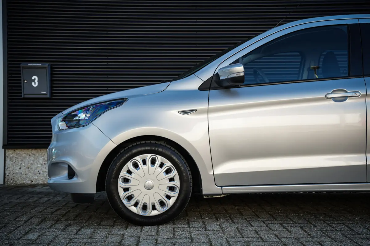 1.2 Trend | Airco | Elektr. ramen | Cruise control | Org. NL | 1e Eig. | 34dkm | Metallic Lak | PDC |