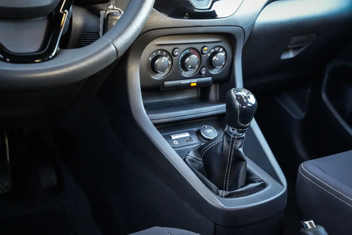 1.2 Trend | Airco | Elektr. ramen | Cruise control | Org. NL | 1e Eig. | 34dkm | Metallic Lak | PDC |