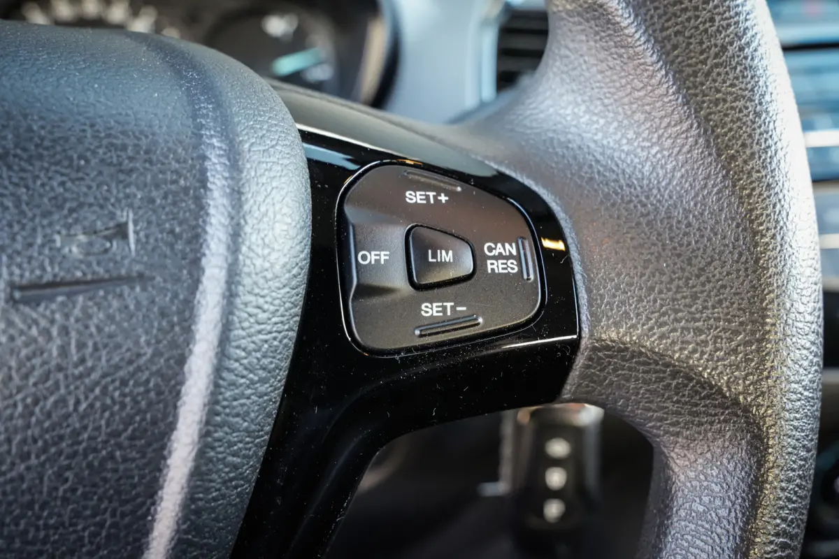 1.2 Trend | Airco | Elektr. ramen | Cruise control | Org. NL | 1e Eig. | 34dkm | Metallic Lak | PDC |