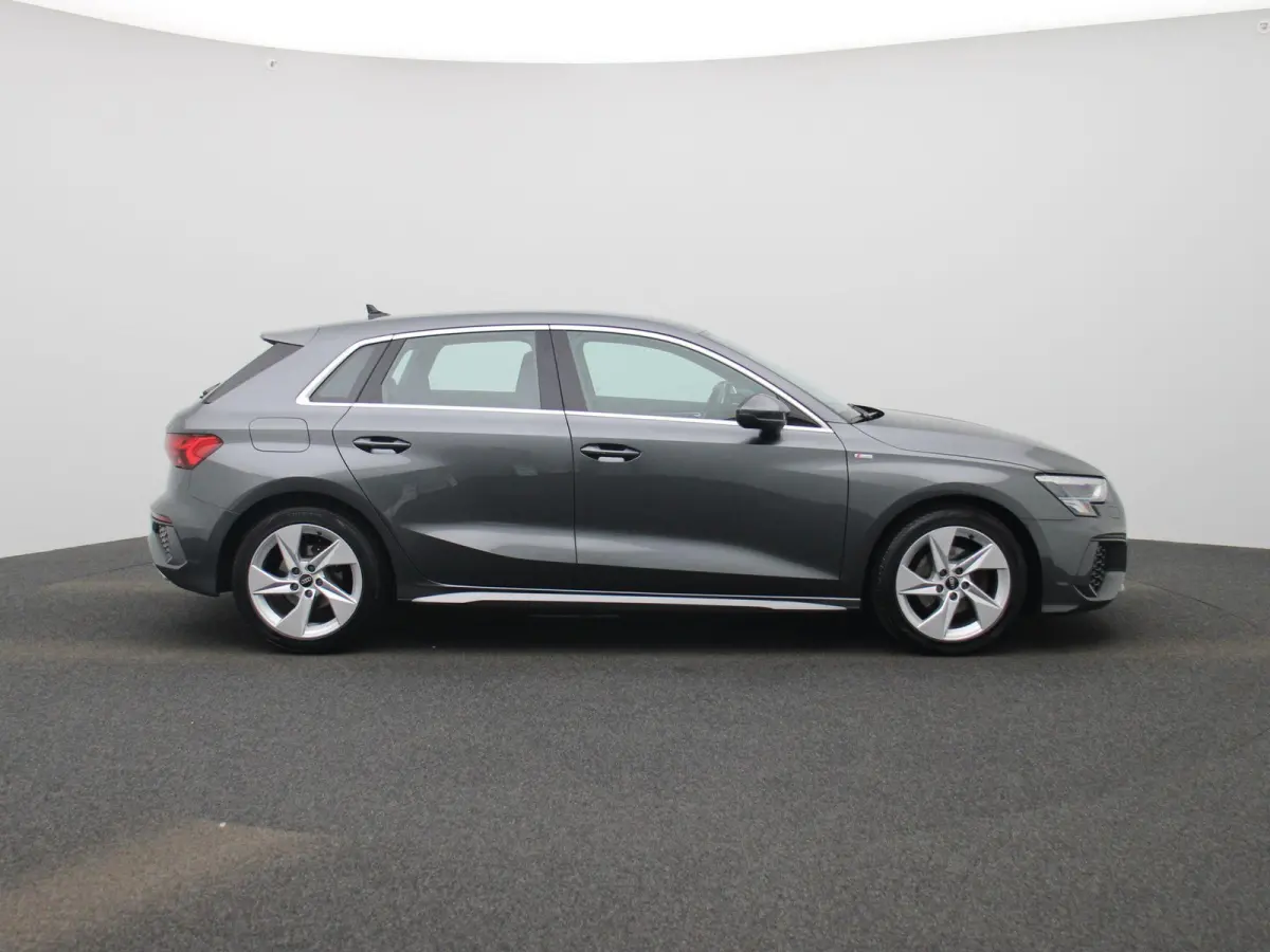30 TFSI S edition 110 PK | S-Line | Automaat | Navigatie | Apple Carplay & Android Auto | Climate control | Digitale Cockpit | Sportstoelen |