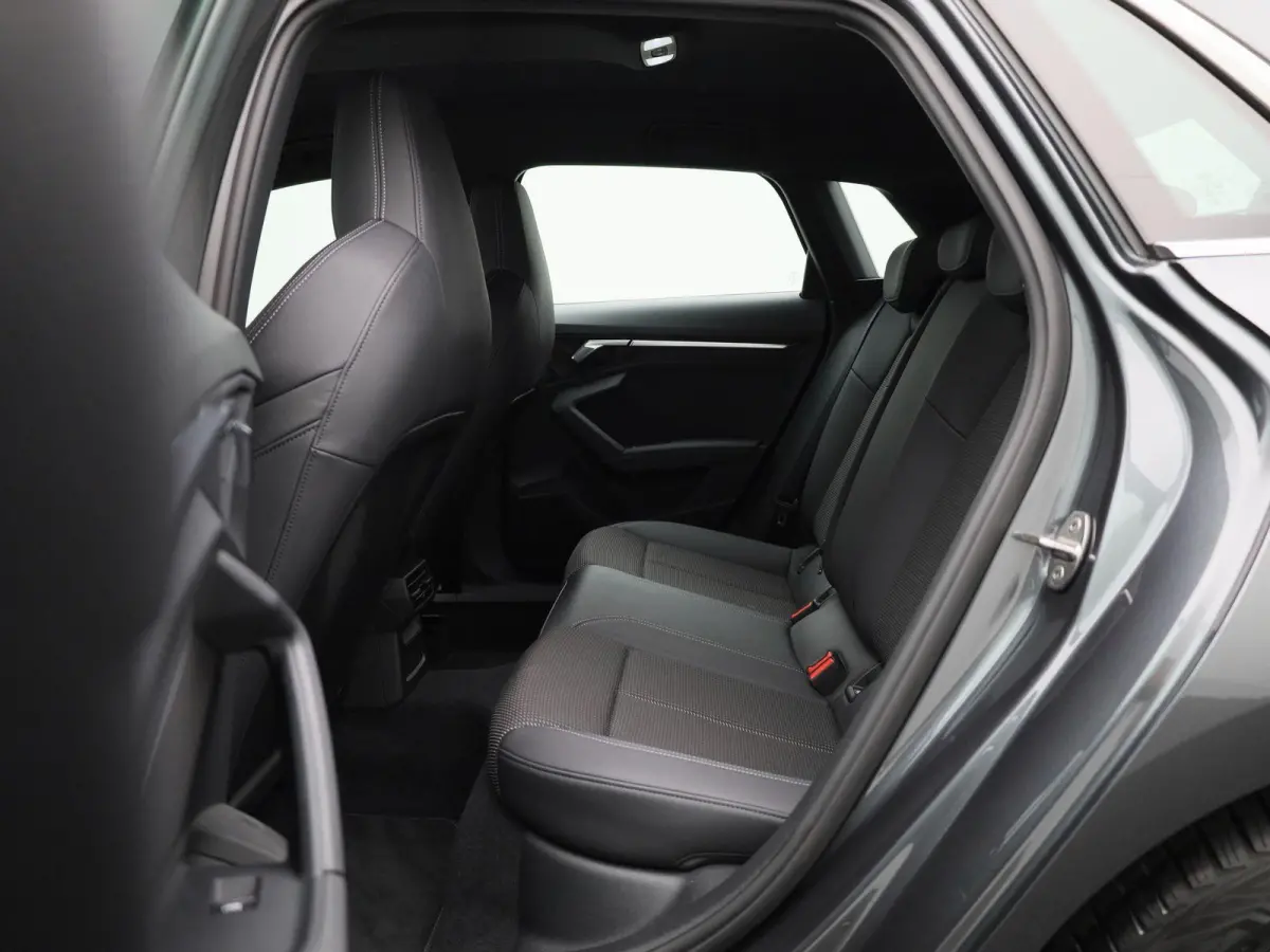 30 TFSI S edition 110 PK | S-Line | Automaat | Navigatie | Apple Carplay & Android Auto | Climate control | Digitale Cockpit | Sportstoelen |