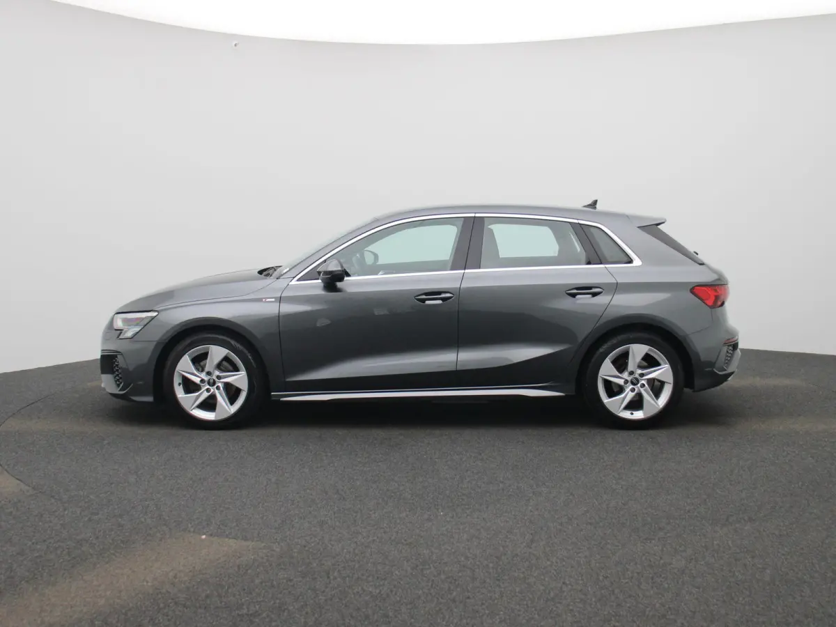 30 TFSI S edition 110 PK | S-Line | Automaat | Navigatie | Apple Carplay & Android Auto | Climate control | Digitale Cockpit | Sportstoelen |