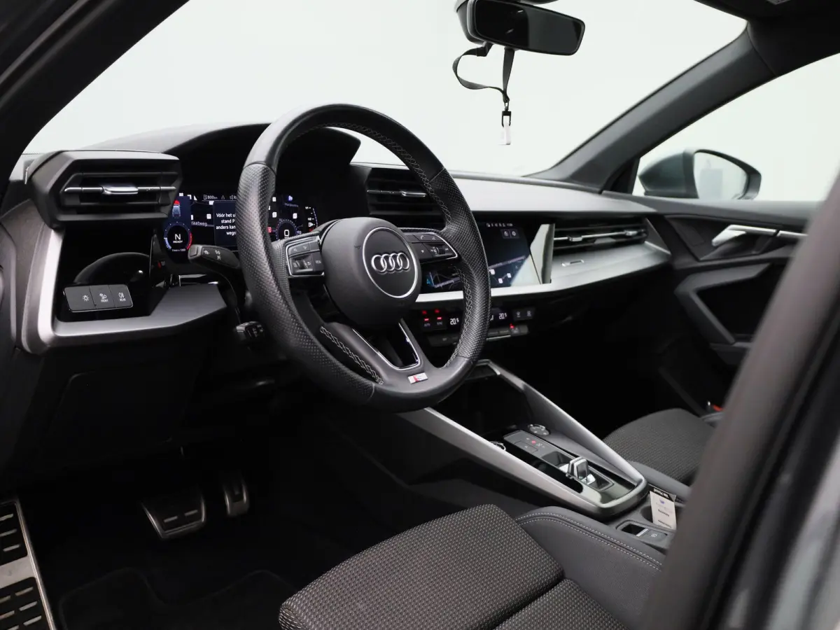 30 TFSI S edition 110 PK | S-Line | Automaat | Navigatie | Apple Carplay & Android Auto | Climate control | Digitale Cockpit | Sportstoelen |