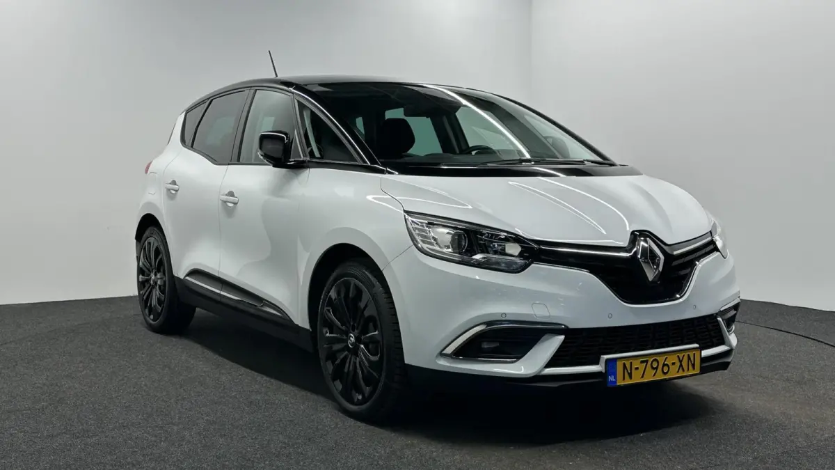 1.3 TCe Business Zen NAVI CARPLAY CRUISE ECC.