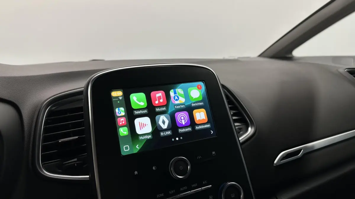 1.3 TCe Business Zen NAVI CARPLAY CRUISE ECC.