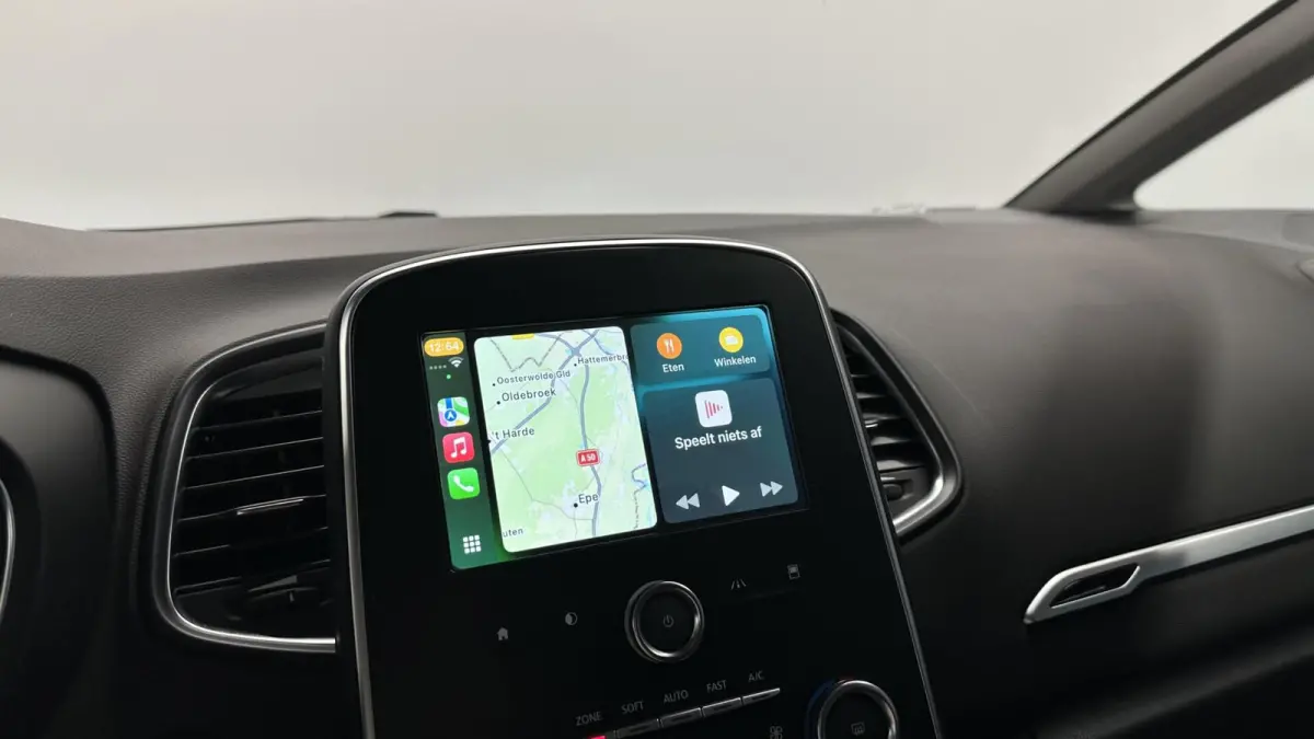 1.3 TCe Business Zen NAVI CARPLAY CRUISE ECC.