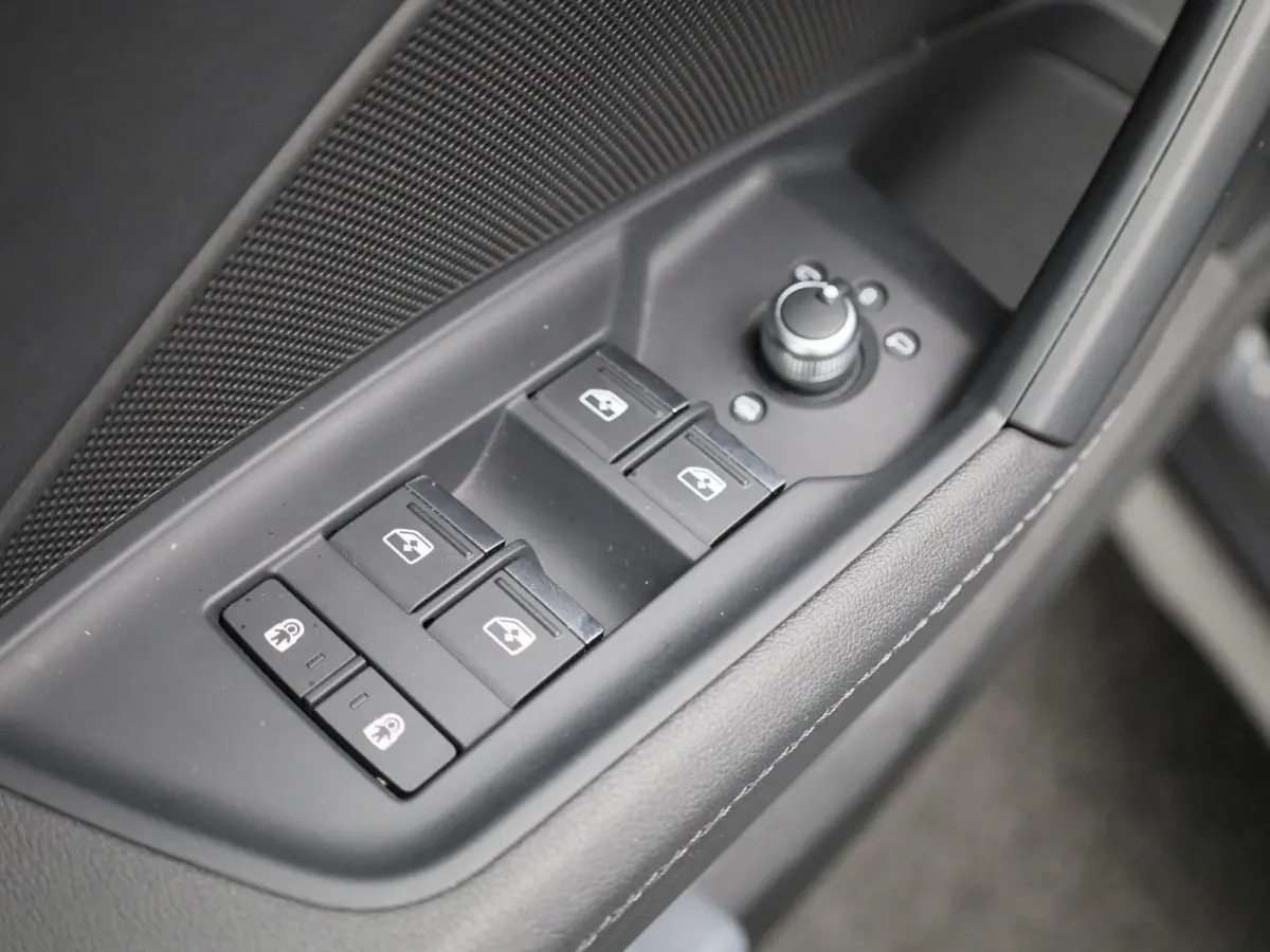 30 TFSI S edition 110 PK | S-line | Automaat | Navigatie | Apple Carplay | Android Auto | Cruise Control | Lichtmetalen velgen |
