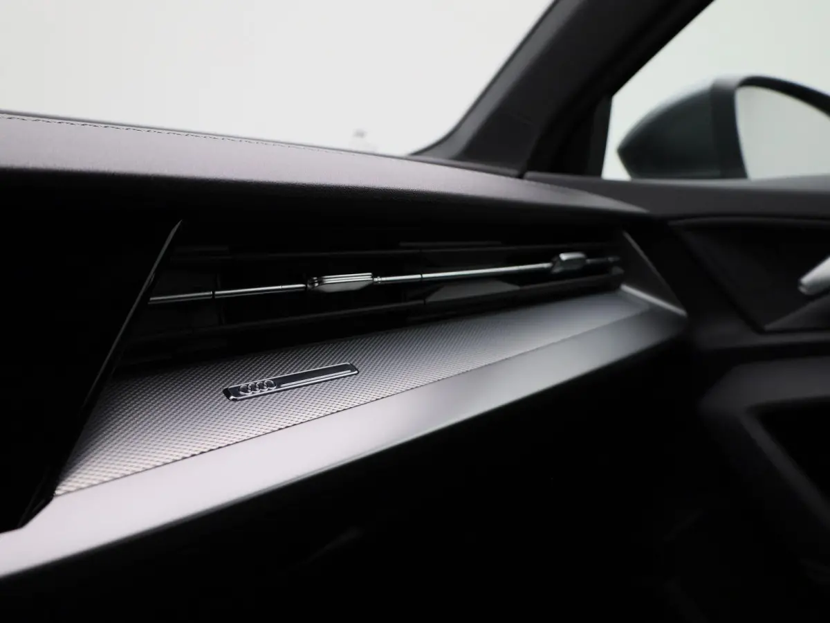 30 TFSI S edition 110 PK | S-line | Automaat | Navigatie | Apple Carplay | Android Auto | Cruise Control | Lichtmetalen velgen |
