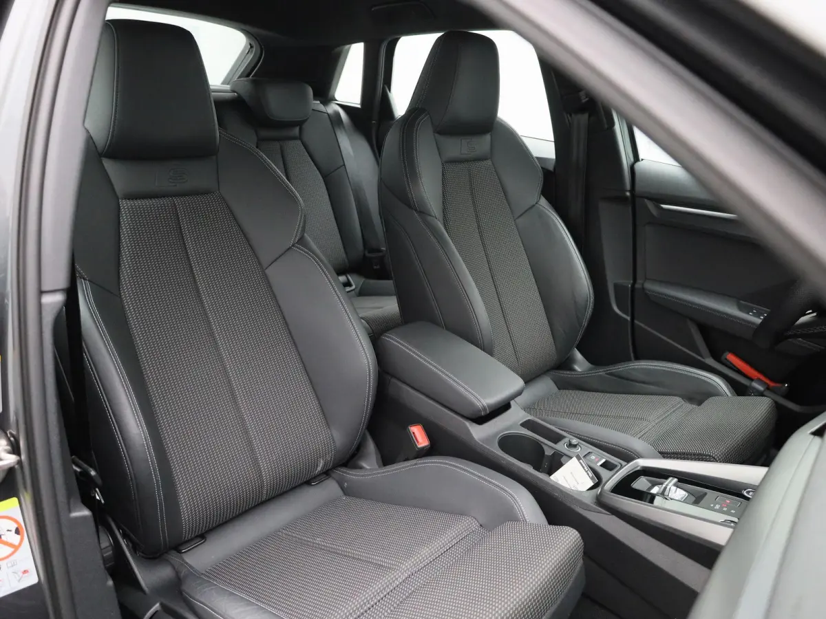 30 TFSI S edition 110 PK | S-line | Automaat | Navigatie | Apple Carplay | Android Auto | Cruise Control | Lichtmetalen velgen |