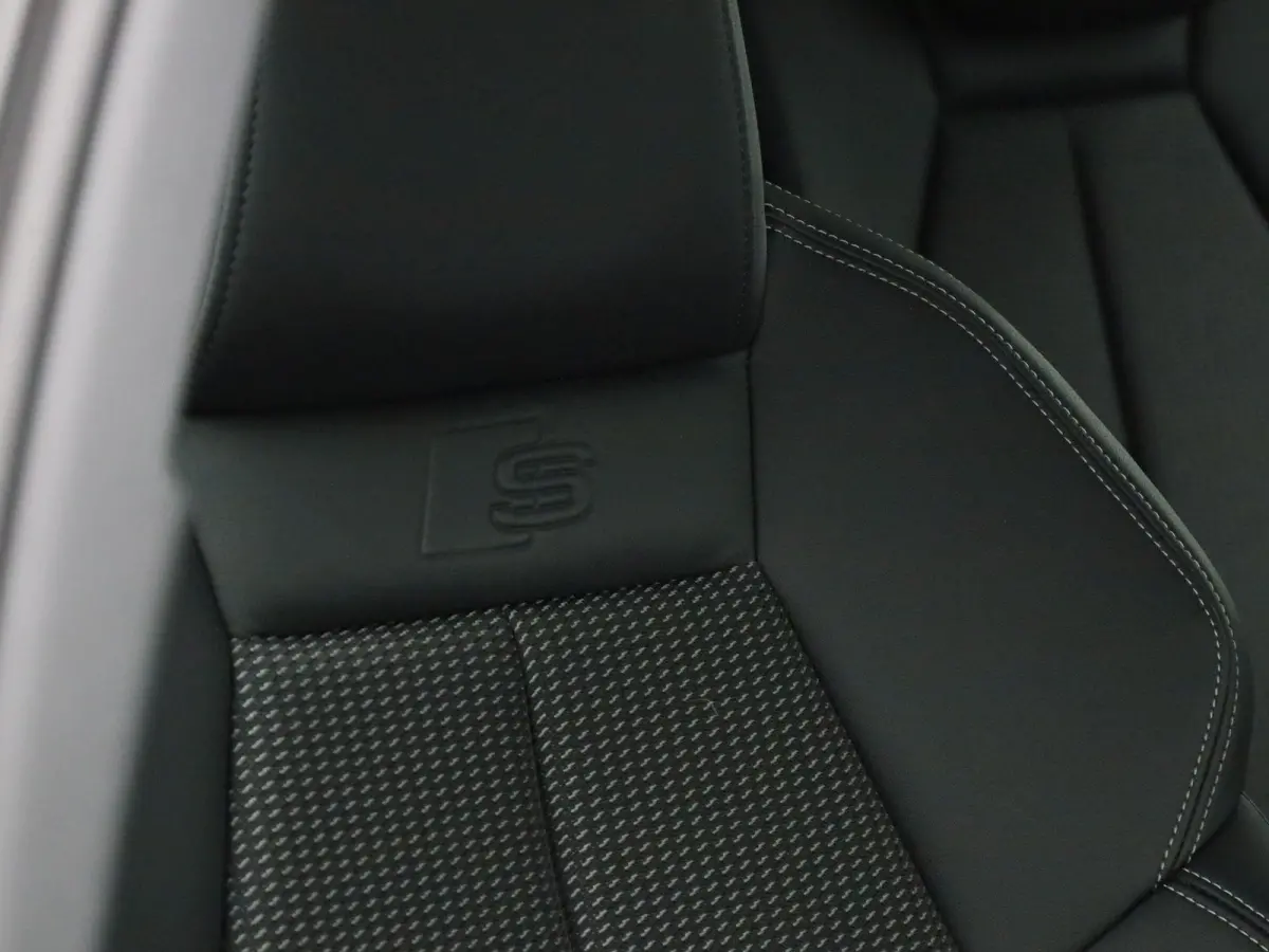 30 TFSI S edition 110 PK | S-line | Automaat | Navigatie | Apple Carplay | Android Auto | Cruise Control | Lichtmetalen velgen |