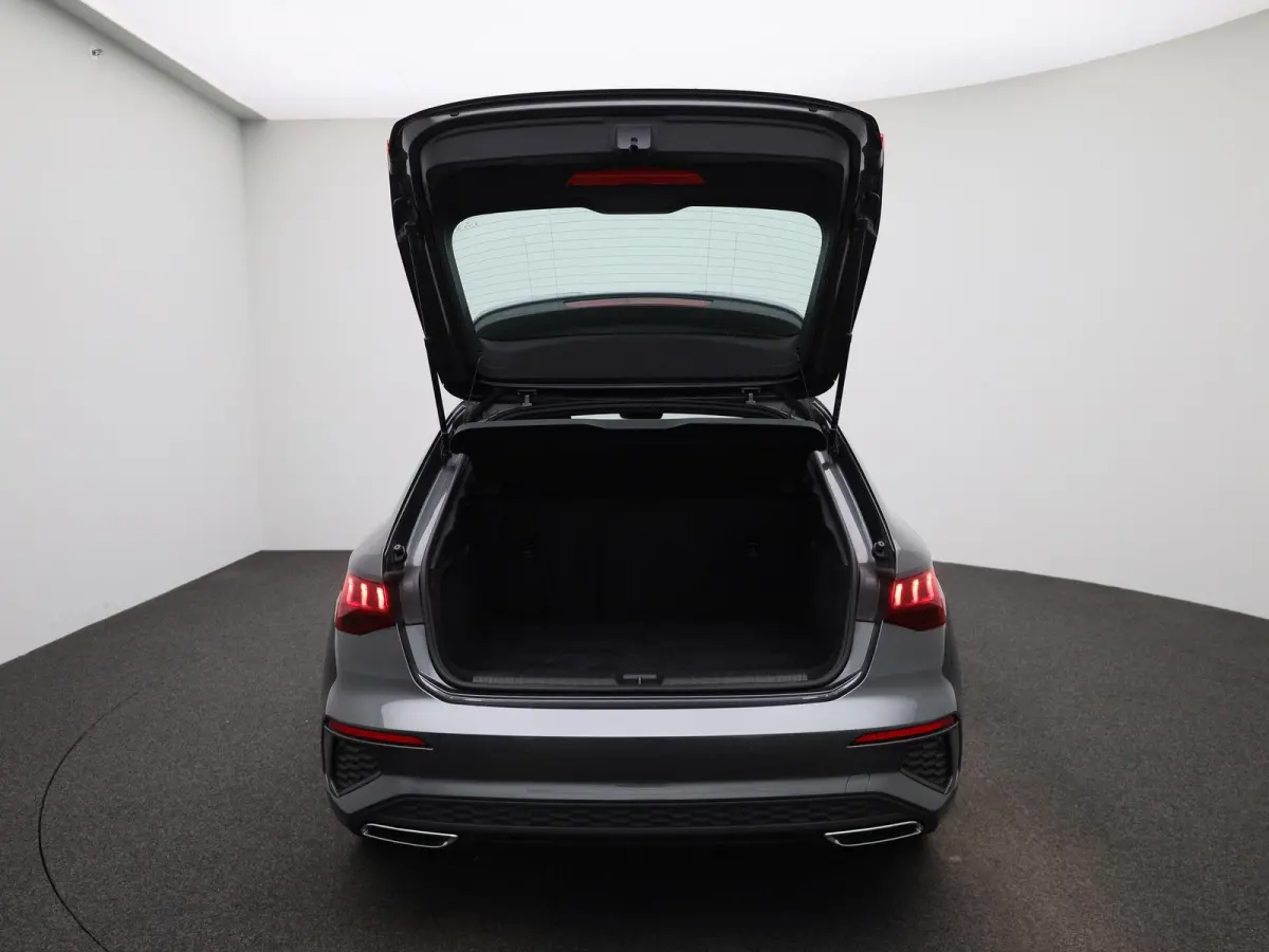 30 TFSI S edition 110 PK | S-line | Automaat | Navigatie | Apple Carplay | Android Auto | Cruise Control | Lichtmetalen velgen |