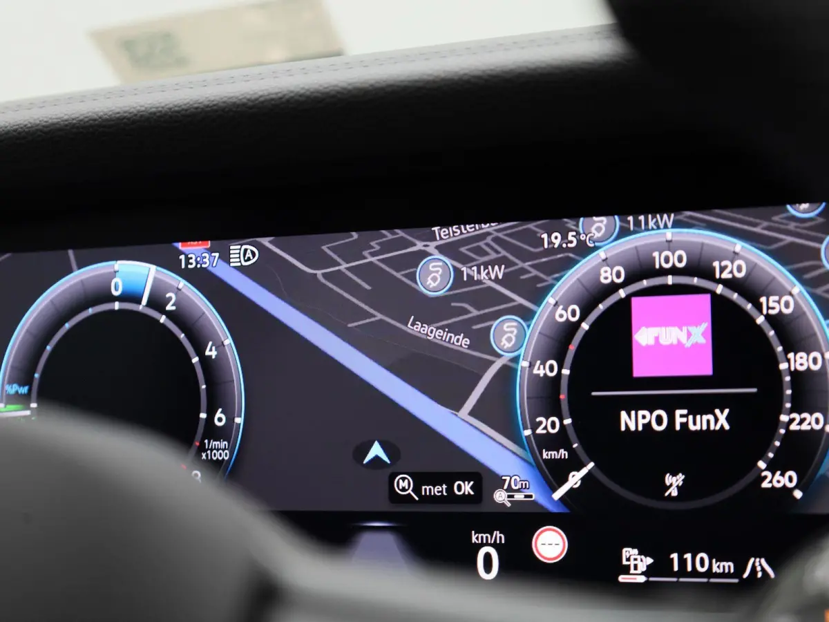 1.5 eHybrid R-Line Edition 272 PK| SoH 100% | Trekhaak | 360 Camera | Travelassist | Stoelverwarming | Stuurwielverwarming | Black Style