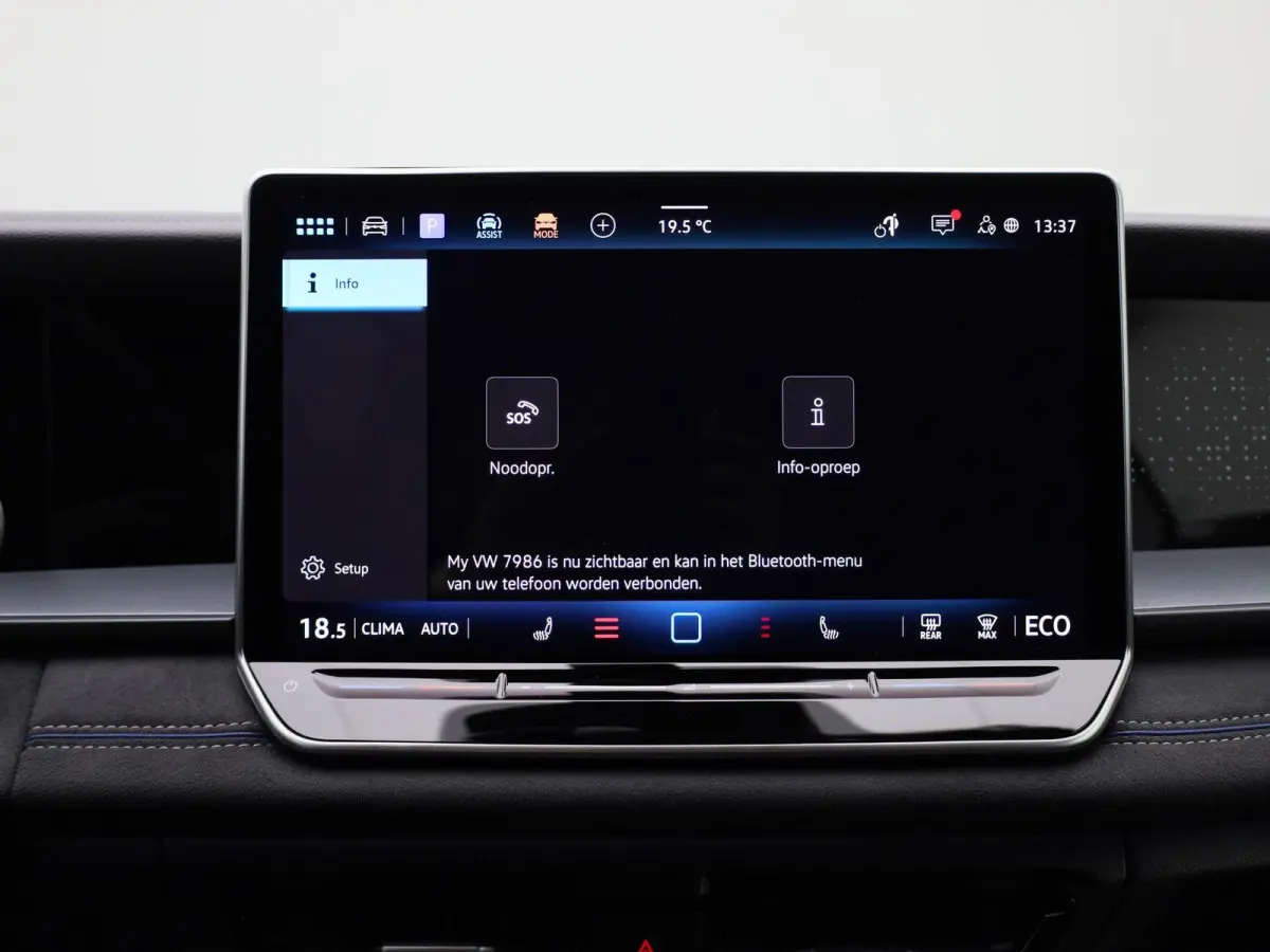 1.5 eHybrid R-Line Edition 272 PK| SoH 100% | Trekhaak | 360 Camera | Travelassist | Stoelverwarming | Stuurwielverwarming | Black Style
