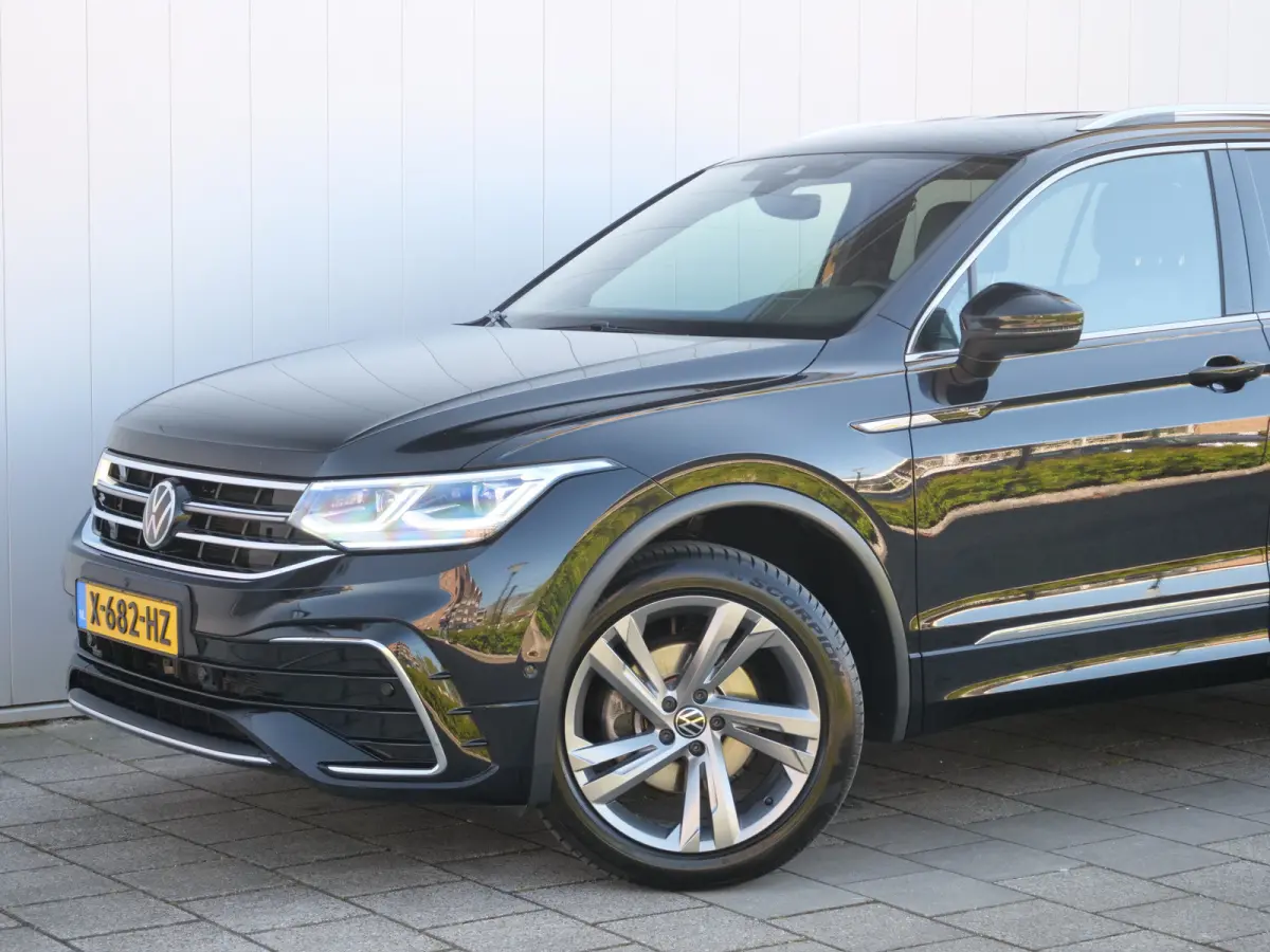 1.5 TSI R-Line Business 150 Pk Automaat Navi / DAB / Apple Carplay / Camera's / 19 inch