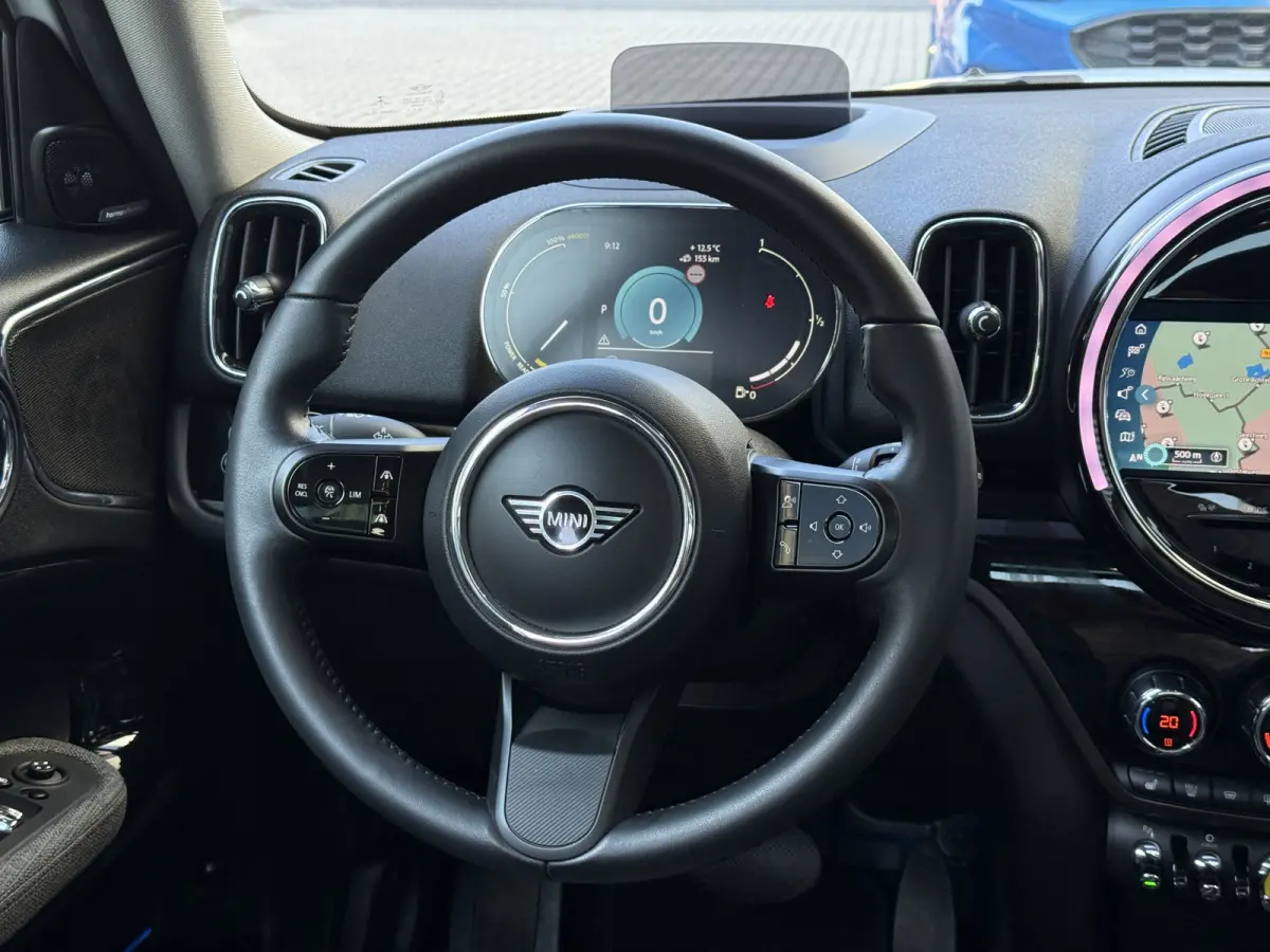 2.0 Cooper SE ALL4 Pano/H&K/Camera/Apple