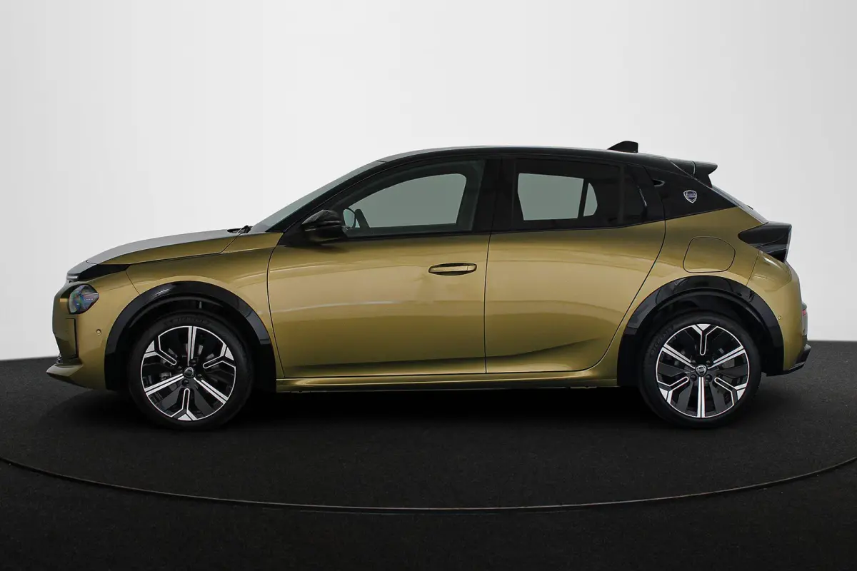1.2 Turbo Hybrid LX 110pk / Navi / Camera / Carplay / 2+6 Jaar Garantie