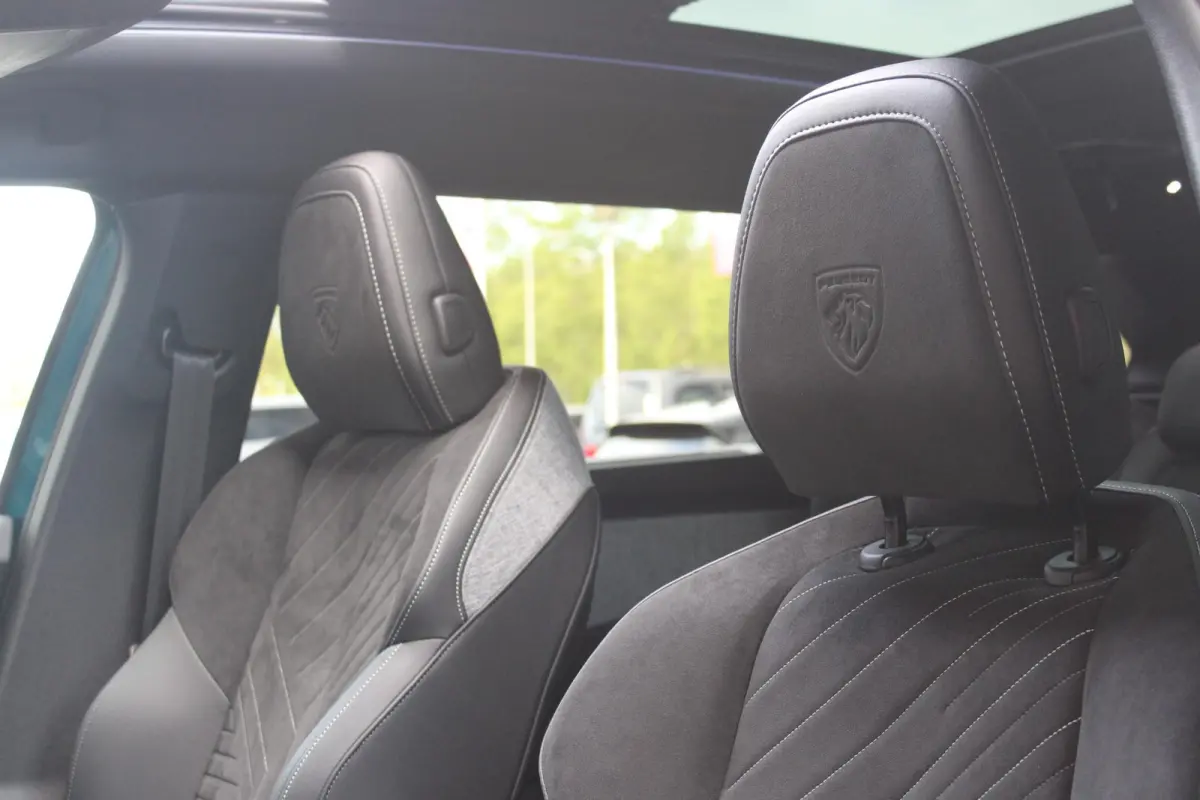 LAUNCH EDITION GT 325PK Dual Motor 73 kWh | PANORAMA SCHUIF / KANTELDAK | LEDEREN BEKLEDING NAPPA | ELEKTRISCH VERSTELBARE VOOR STOELEN, MET GEHEUGENFUNCTIE OP BESTUURDERSSTOEL | STOEL VERWA