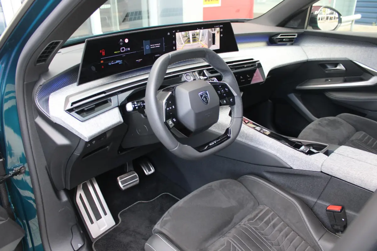 LAUNCH EDITION GT 325PK Dual Motor 73 kWh | PANORAMA SCHUIF / KANTELDAK | LEDEREN BEKLEDING NAPPA | ELEKTRISCH VERSTELBARE VOOR STOELEN, MET GEHEUGENFUNCTIE OP BESTUURDERSSTOEL | STOEL VERWA