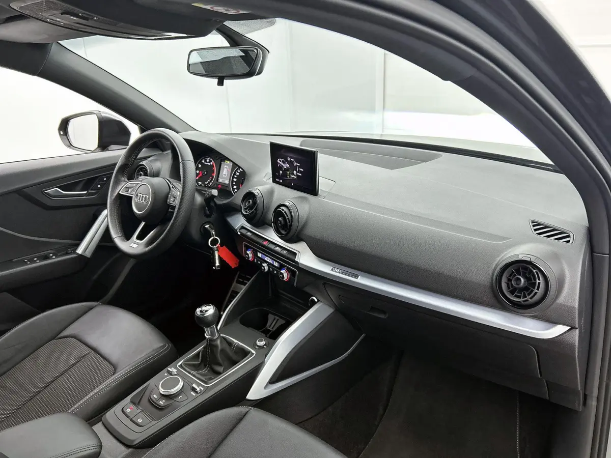 1.0 TFSI Sport Pro Line S 116 PK | S-Line | Navigatie | Climate Control | Lichtmetalen velgen | Parkeersensoren achter | Cruise Control |