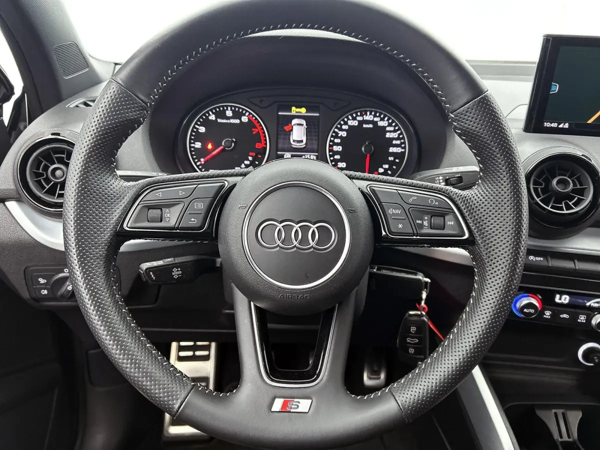 1.0 TFSI Sport Pro Line S 116 PK | S-Line | Navigatie | Climate Control | Lichtmetalen velgen | Parkeersensoren achter | Cruise Control |