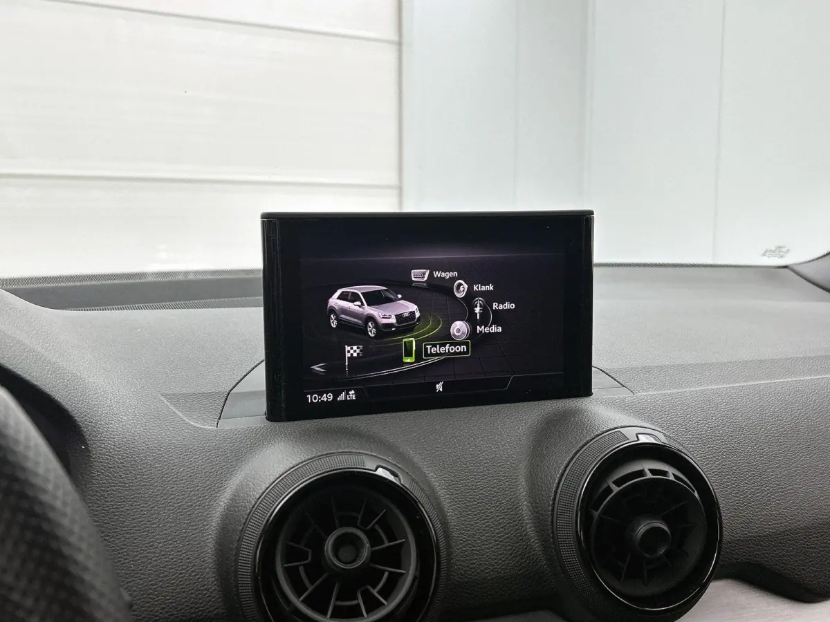 1.0 TFSI Sport Pro Line S 116 PK | S-Line | Navigatie | Climate Control | Lichtmetalen velgen | Parkeersensoren achter | Cruise Control |