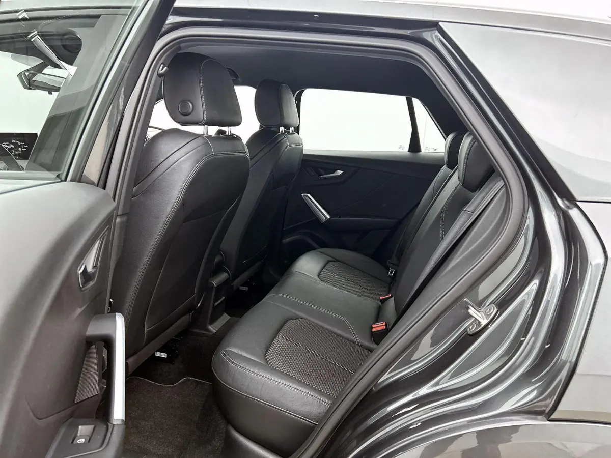 1.0 TFSI Sport Pro Line S 116 PK | S-Line | Navigatie | Climate Control | Lichtmetalen velgen | Parkeersensoren achter | Cruise Control |