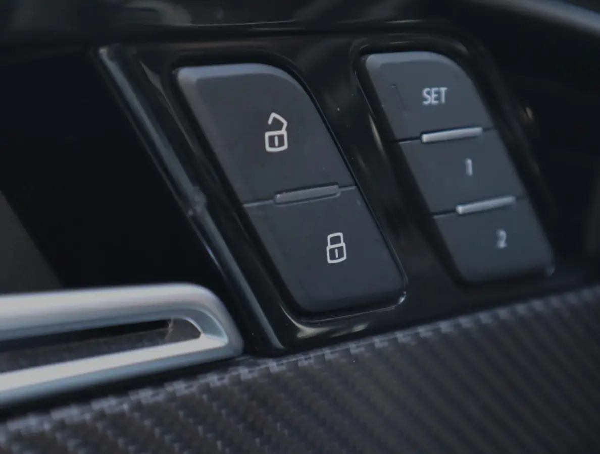2.9 TFSI RS 4 quattro | Keramisch | RS dynamic | Bang & Olufsen 3D | HUD | ACC