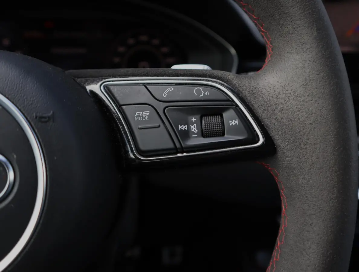2.9 TFSI RS 4 quattro | Keramisch | RS dynamic | Bang & Olufsen 3D | HUD | ACC