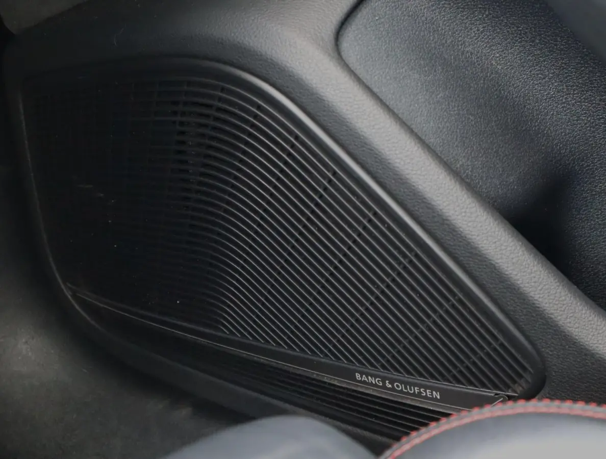 2.9 TFSI RS 4 quattro | Keramisch | RS dynamic | Bang & Olufsen 3D | HUD | ACC