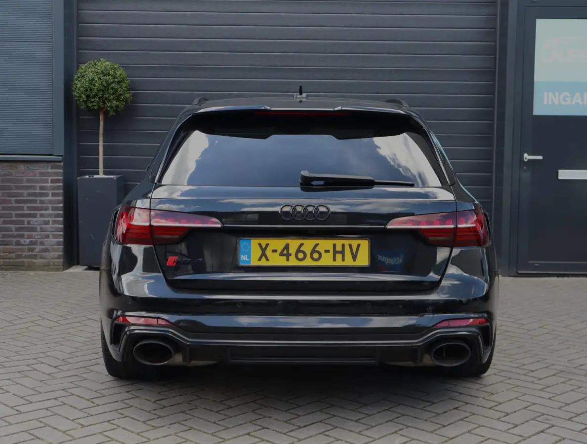 2.9 TFSI RS 4 quattro | Keramisch | RS dynamic | Bang & Olufsen 3D | HUD | ACC