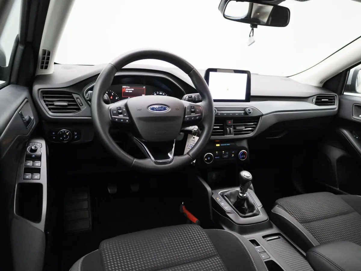 1.0 EcoBoost Hybrid Connected | parkeer sensoren | Navigatie | Airco | Cruise control | DAB | Bluetooth | Apple carplay |