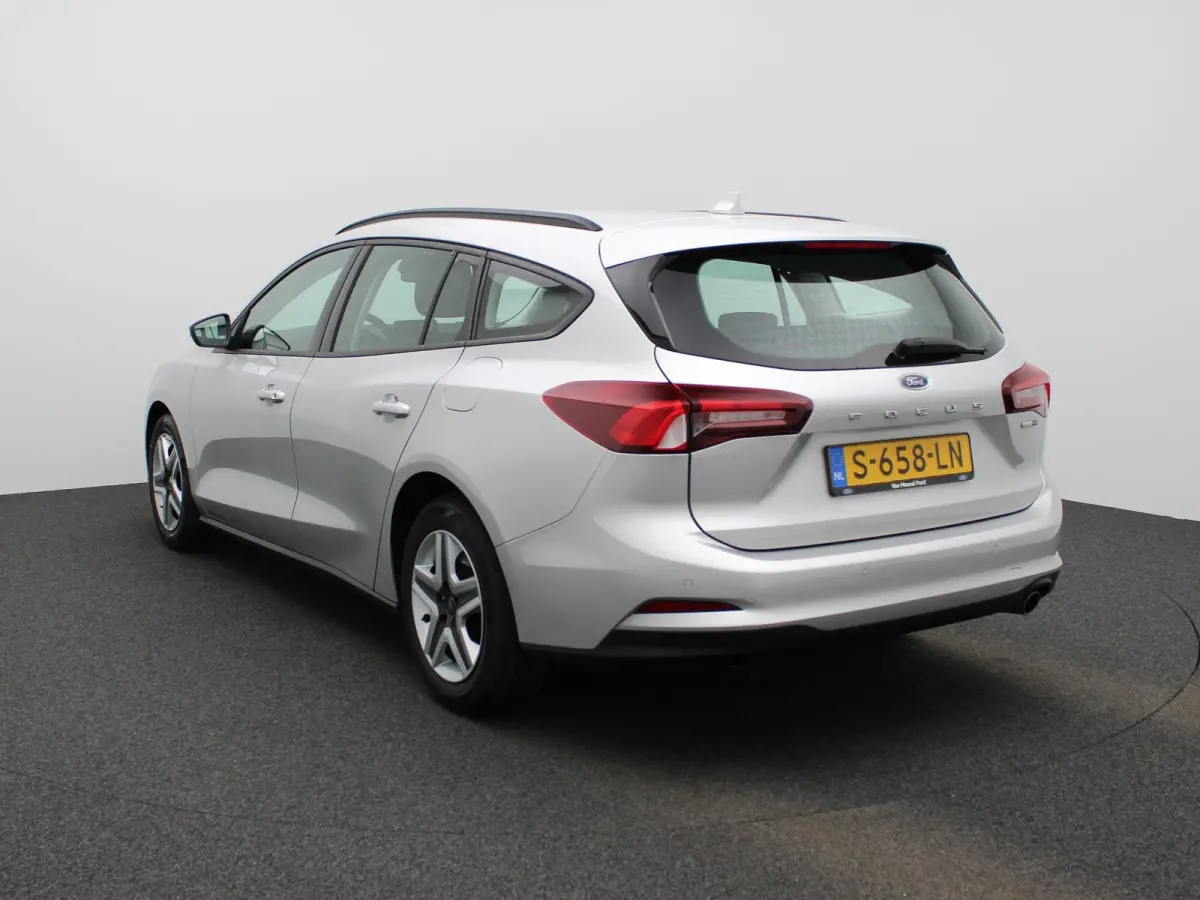1.0 EcoBoost Hybrid Connected | parkeer sensoren | Navigatie | Airco | Cruise control | DAB | Bluetooth | Apple carplay |
