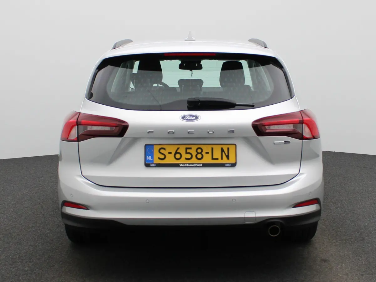 1.0 EcoBoost Hybrid Connected | parkeer sensoren | Navigatie | Airco | Cruise control | DAB | Bluetooth | Apple carplay |