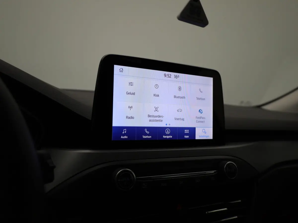 1.0 EcoBoost MHEV Connected | Navigatie | Airco | Cruise Control | Parkeersensoren |