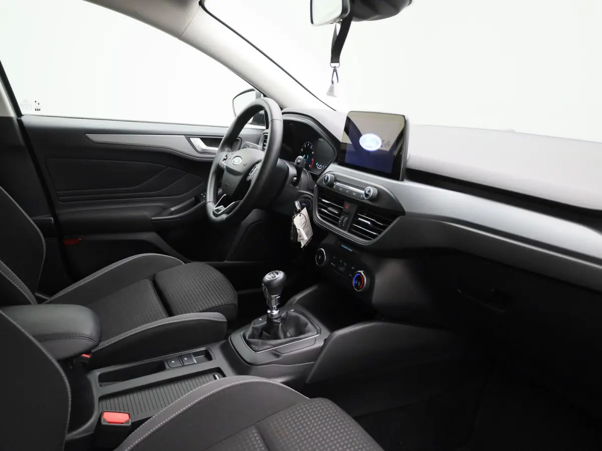 1.0 EcoBoost MHEV Connected | Navigatie | Airco | Cruise Control | Parkeersensoren |