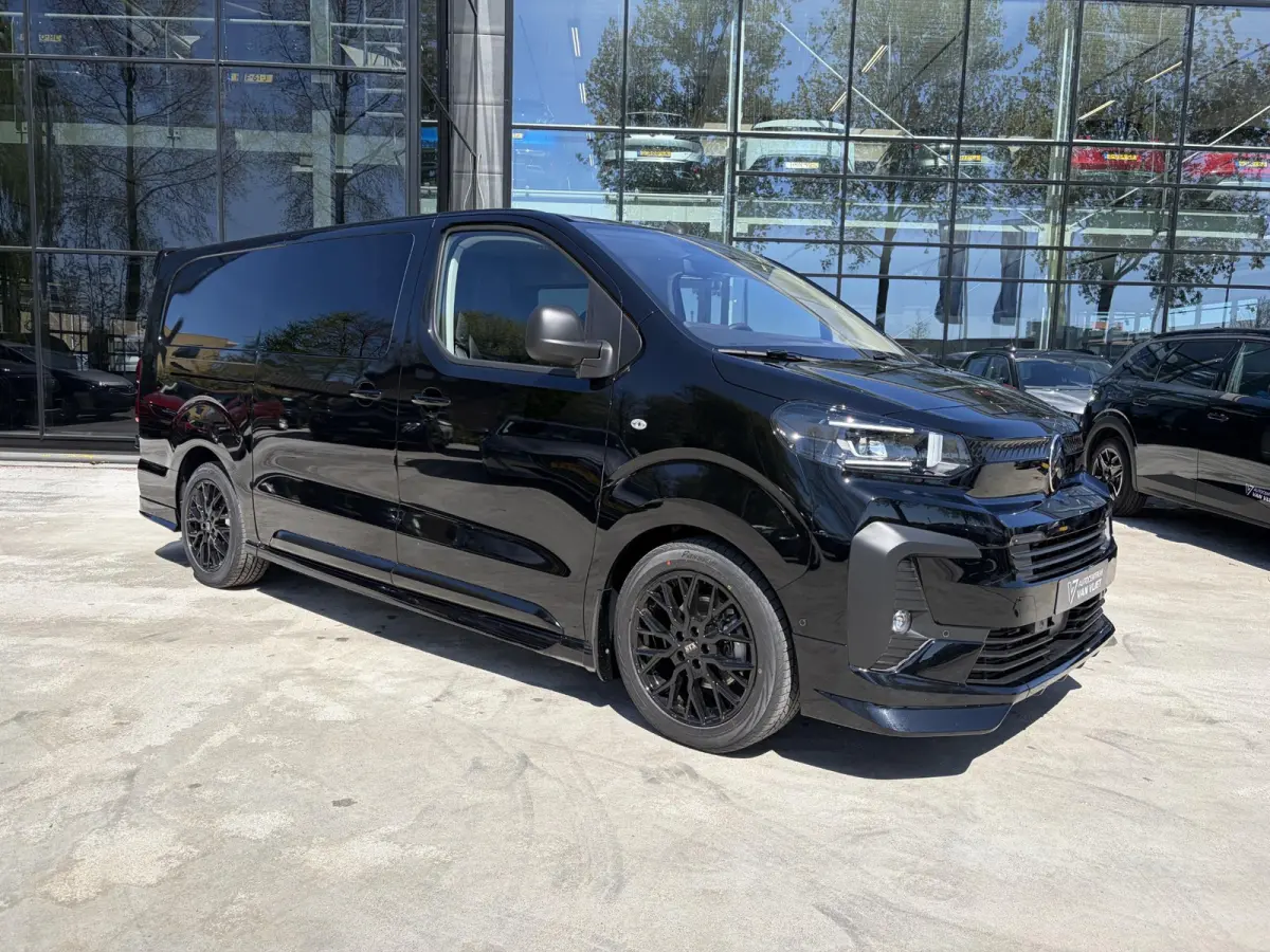 L3 136 DC 75 kWh STX Edition | Betimmering | Lederen interieur | Full Options