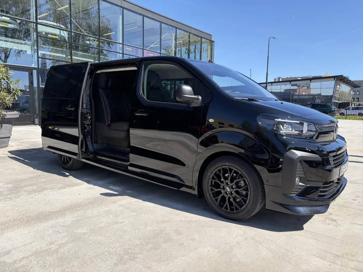 L3 136 DC 75 kWh STX Edition | Betimmering | Lederen interieur | Full Options