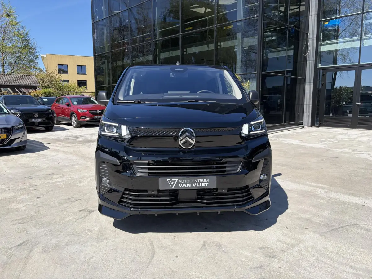 L3 136 DC 75 kWh STX Edition | Betimmering | Lederen interieur | Full Options