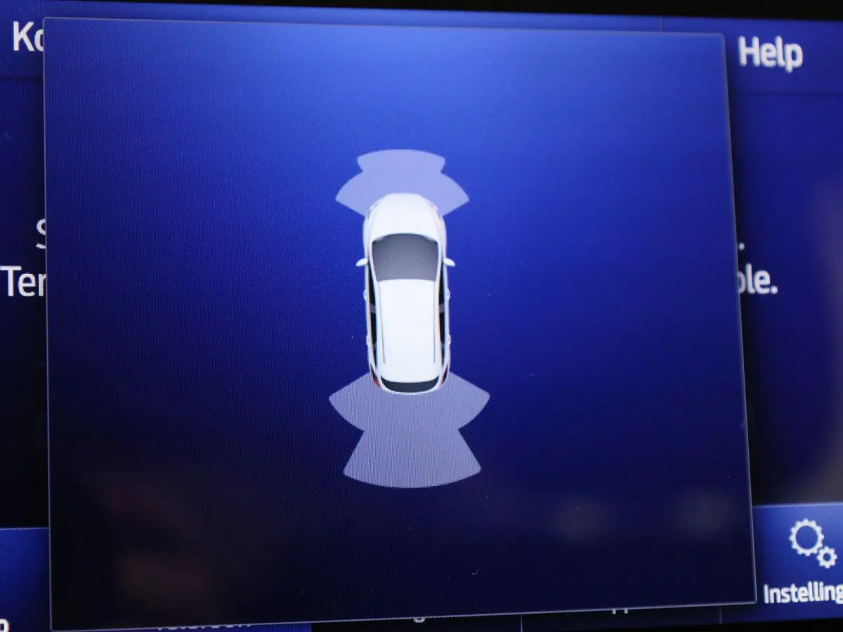 1.0 EcoBoost MHEV Connected | Navigatie | Airco | Cruise Control | Parkeersensoren |
