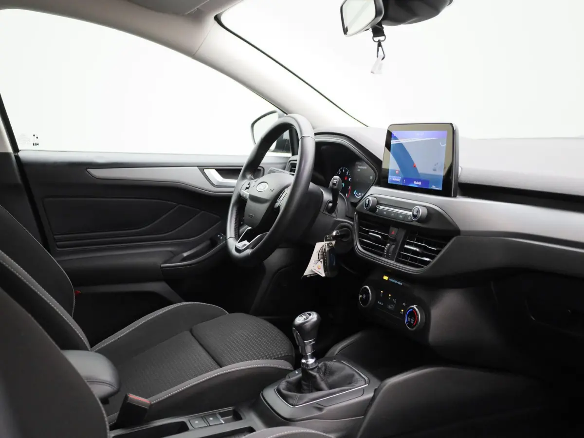 1.0 EcoBoost MHEV Connected | Navigatie | Airco | Cruise Control | Parkeersensoren |