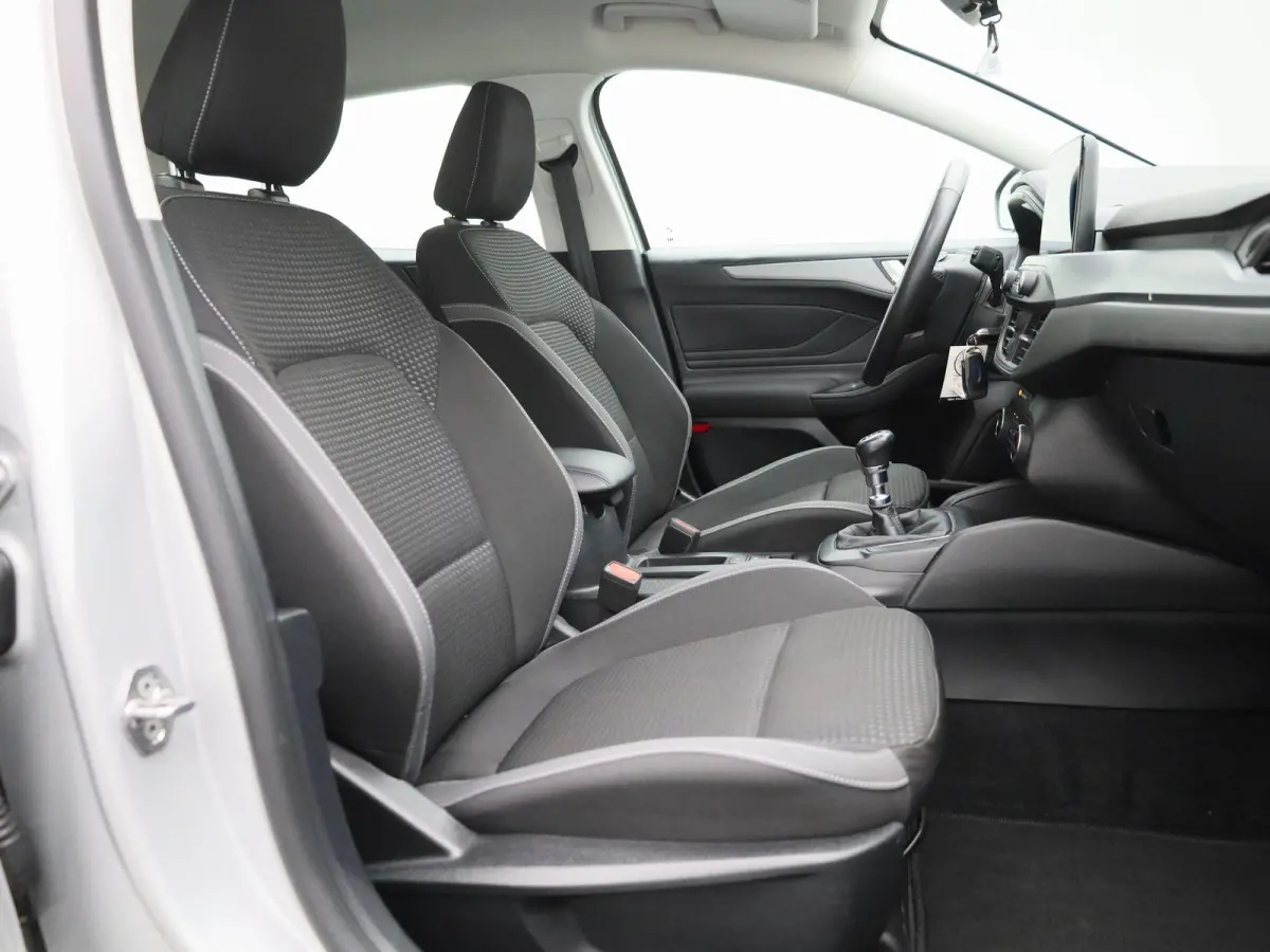 1.0 EcoBoost MHEV Connected | Navigatie | Airco | Cruise Control | Parkeersensoren |